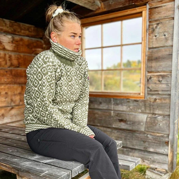 Herre Devold Svalbard Wool High Neck (Olive/Offwhite) 4 Herre Devold Svalbard Wool High Neck (Olive/Offwhite) - Bilde 2