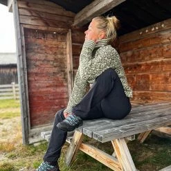 Herre Devold Svalbard Wool High Neck (Olive/Offwhite) 9 Herre Devold Svalbard Wool High Neck (Olive/Offwhite) -Klær Butikk Devold Svalbard Wool High Neck Olive Offwhite 3